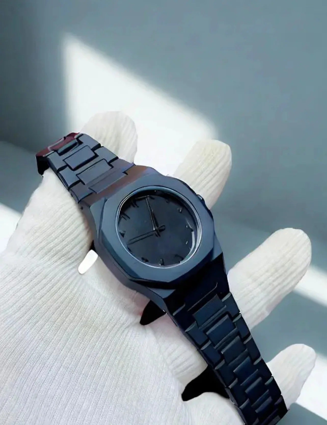 Full BLACK AURA Quartz Watch – Lightweight Design With Black Box